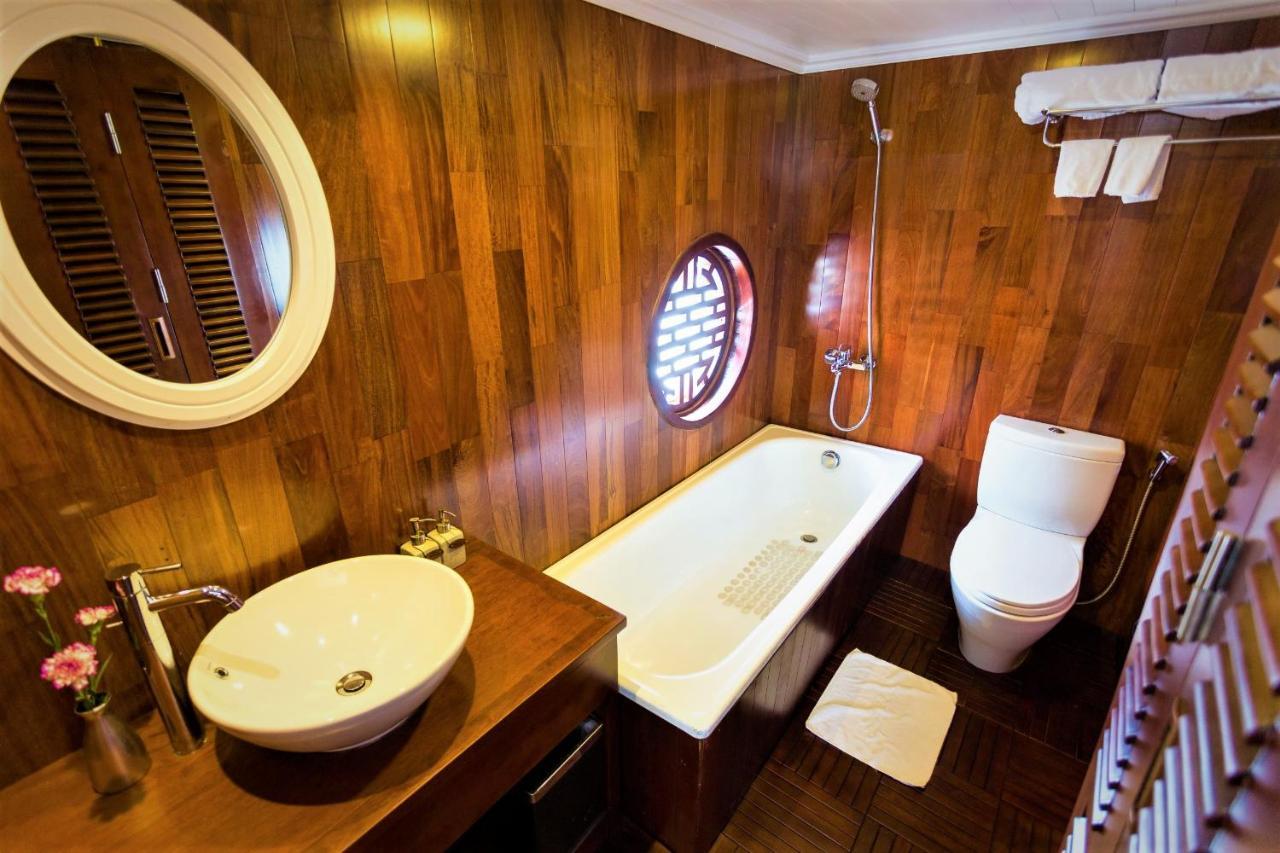 Le Journey Halong Bay Cruises Hotel Hạ Long Ngoại thất bức ảnh